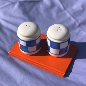 Salt + Pepper Shakers